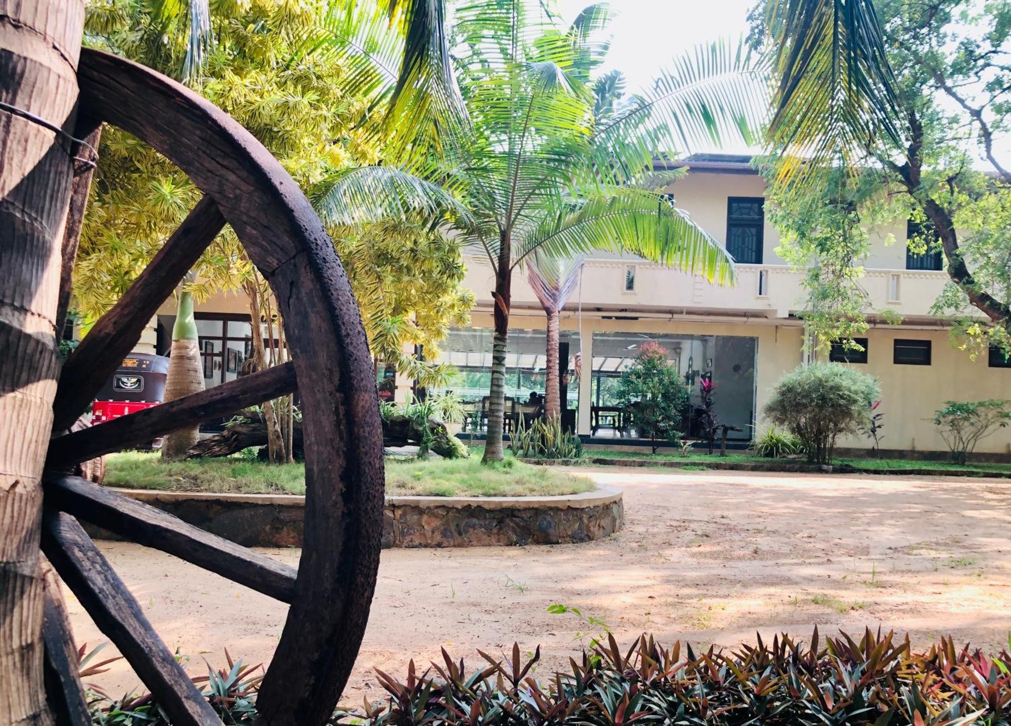 Saman Resort Yala Tissamaharama Luaran gambar